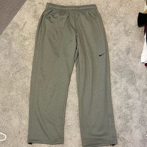 Nike dri fit sweatpants